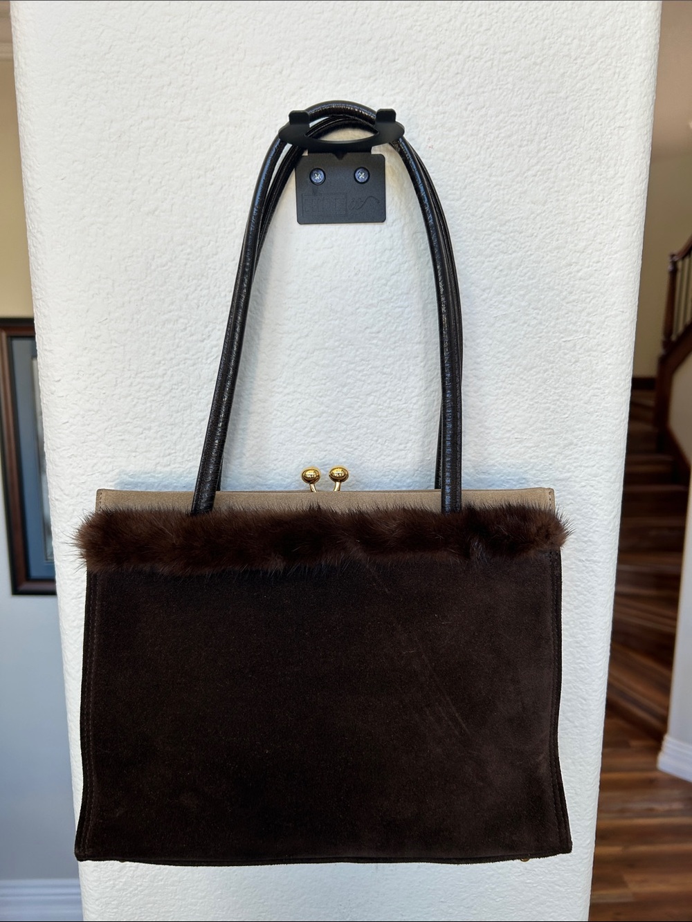 Lanzetti by Lexiapel - Dark Brown Suede Shoulder Bag with Faux Fur Trim